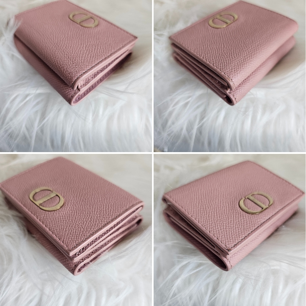 🩷 Dior Montaigne Wallet 🩷 - Picture 7 of 11